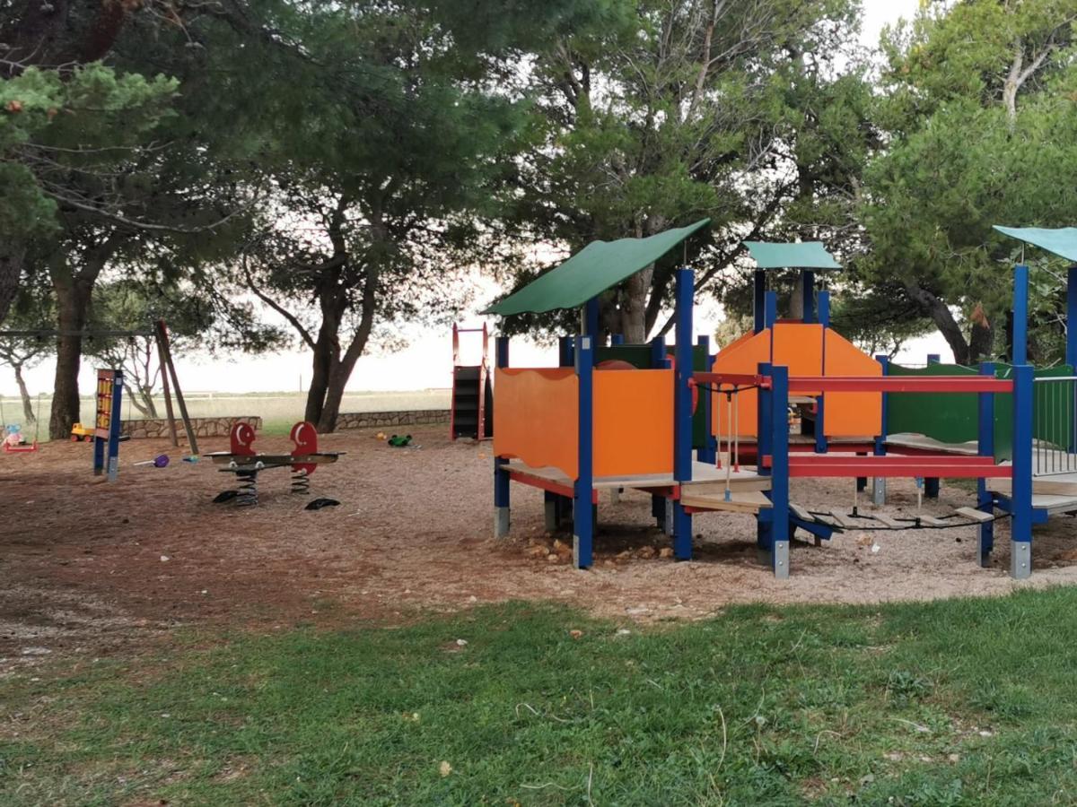 Apartment Tinateo, Gajac نوفاليا المظهر الخارجي الصورة