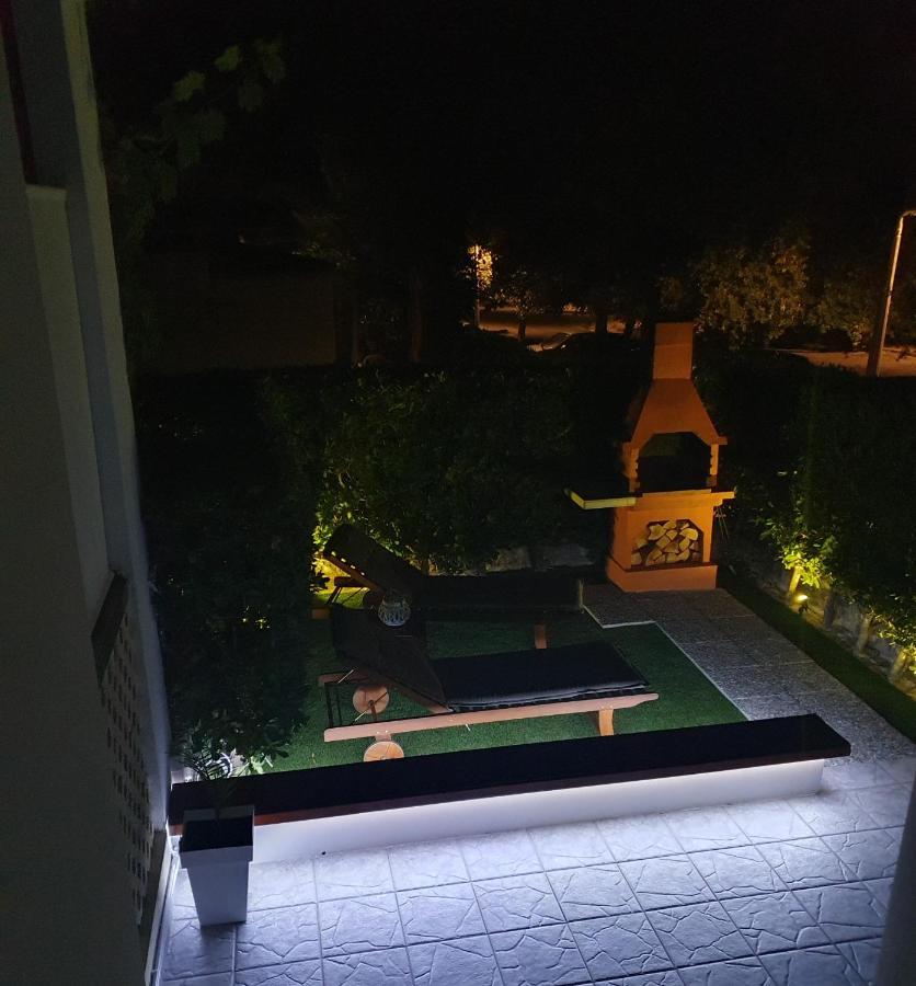 Apartment Tinateo, Gajac نوفاليا المظهر الخارجي الصورة