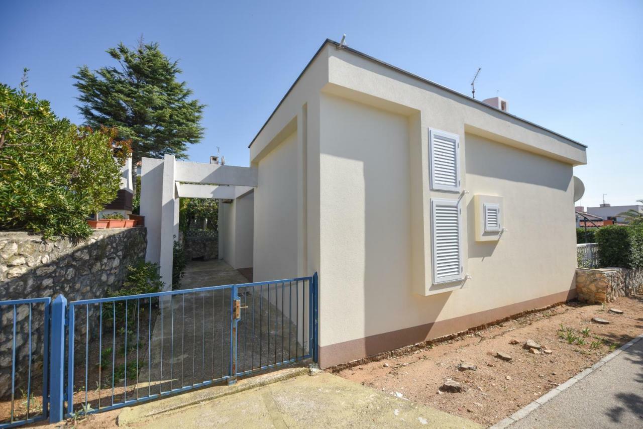 Apartment Tinateo, Gajac نوفاليا المظهر الخارجي الصورة